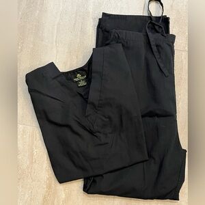 NATURAL UNIFORMS Natural Comfort Black Sz. Medium Medical Hospital Scrub Set